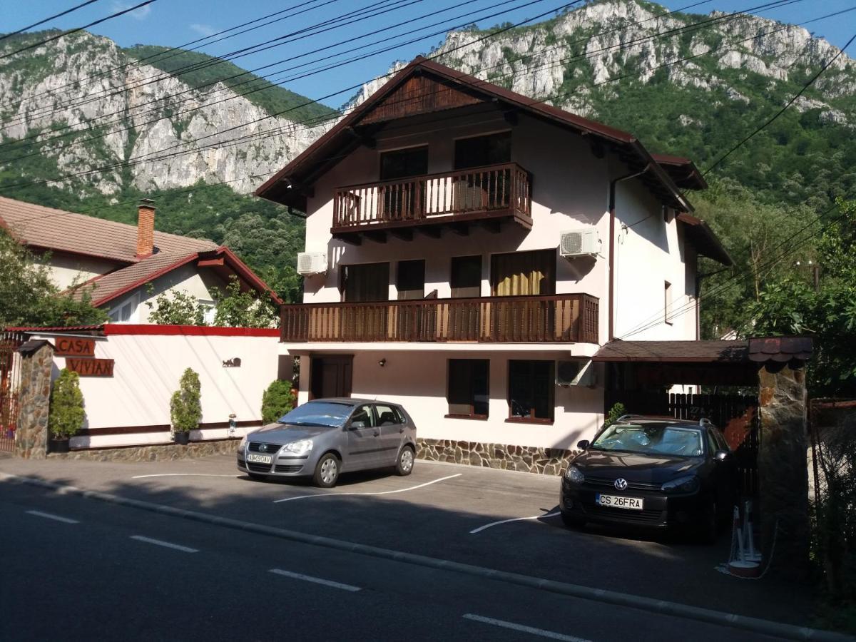 Casa Vivian Hotel Băile Herculane Exterior foto